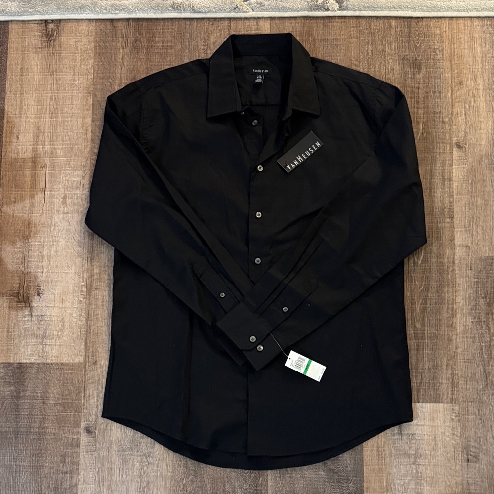 Van Heusen Men's Black Dress Shirt